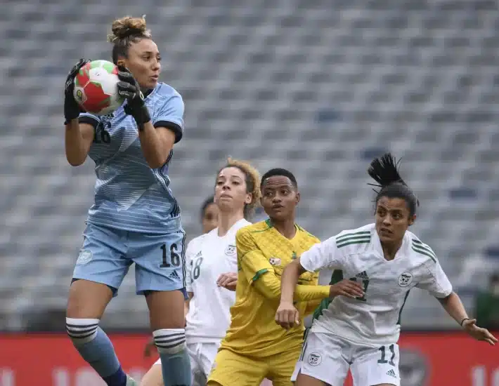 CAN Féminine 2024 : Chloé N’Gazi élue meilleure gardienne de la phase de groupes - Réveil d'algérie