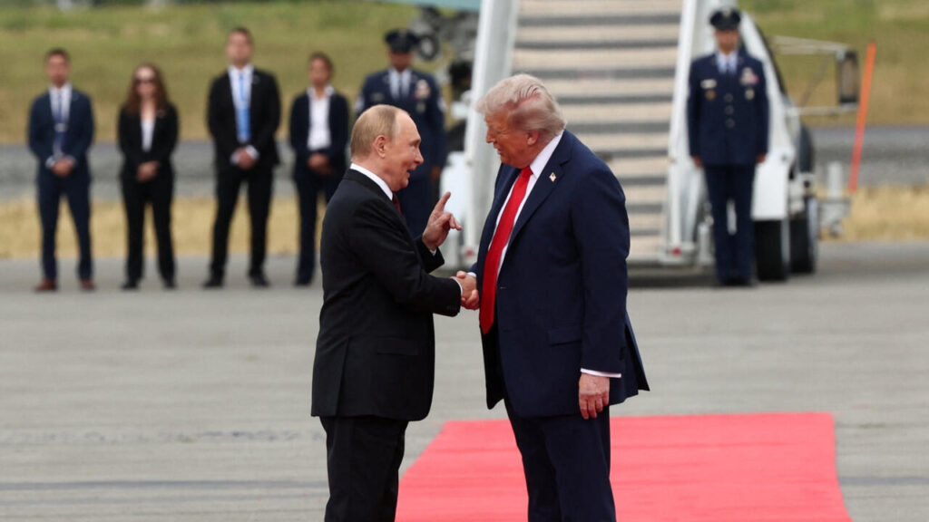 Tapis rouge pour Vladimir Poutine en Alaska - Réveil d'algérie