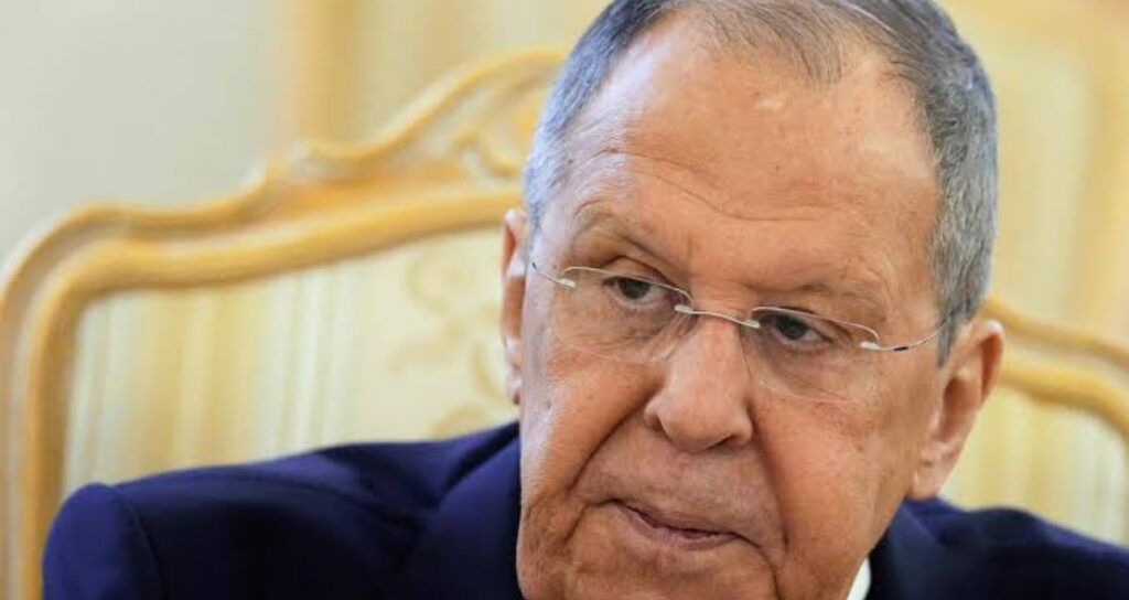 Crise en Ukraine : Lavrov conditionne une rencontre Poutine–Zelensky - Réveil d'algérie