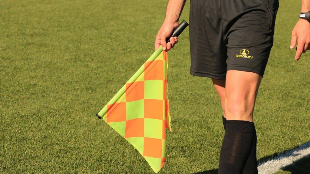 Oran accueille le séminaire d’avant-saison des arbitres d’élite - Réveil d'algérie