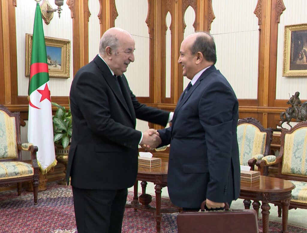 Sifi Ghrieb officiellement nommé Premier ministre et chargé de former le gouvernement - Réveil d'algérie