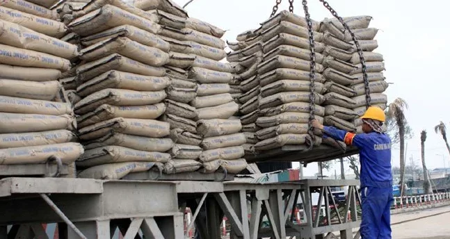 Exportations de ciment : Tebboune veut lever les obstacles logistiques - Réveil d'algérie