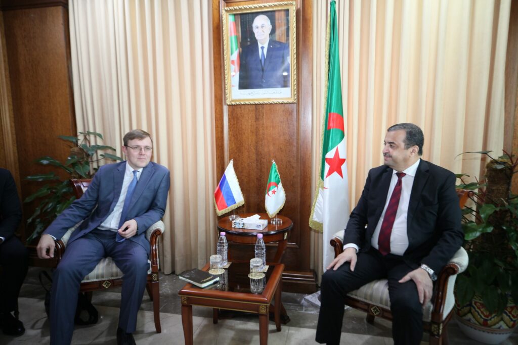 Mohamed Arkab reçoit le vice-ministre russe de l’Énergie à Alger - Réveil d'algérie